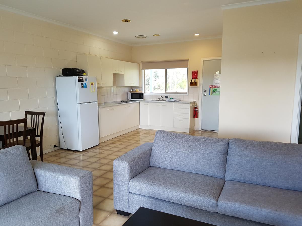 Hardwicke Bay SA Accommodation Ballina