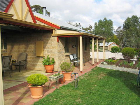 Riesling Trail & Clare Valley Cottages - Accommodation Ballina 2