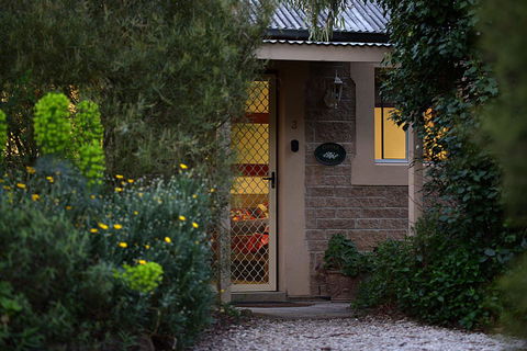 Riesling Trail & Clare Valley Cottages - Accommodation Ballina 1