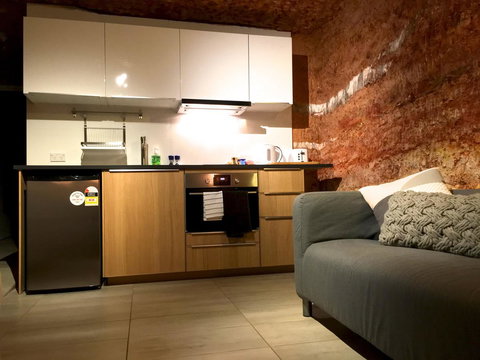 The Lookout Cave Underground Motel - Accommodation Ballina 13