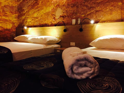 The Lookout Cave Underground Motel - Accommodation Ballina 28