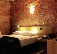 The Lookout Cave Underground Motel - Accommodation Ballina
