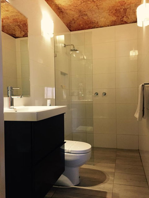 The Lookout Cave Underground Motel - Accommodation Ballina 39