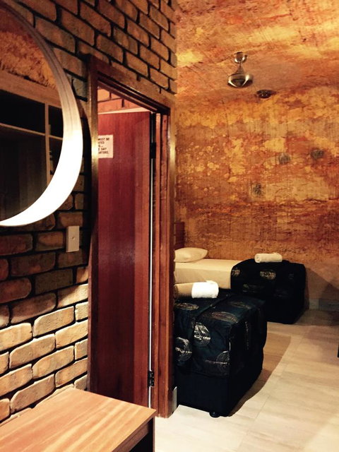 The Lookout Cave Underground Motel - Accommodation Ballina 37