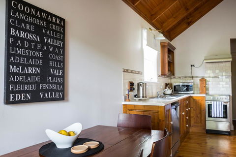 Clare Valley Heritage Retreat - Accommodation Ballina 4