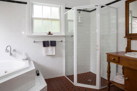 Clare Valley Heritage Retreat - Accommodation Ballina 0