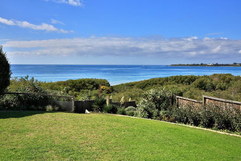 Culburra Beachhouse - Accommodation Ballina 17