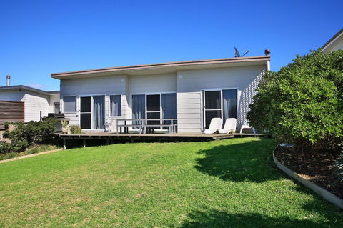 Culburra Beachhouse - Accommodation Ballina 9