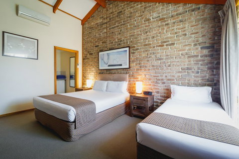 The Lodge By Manna - Accommodation Ballina 8