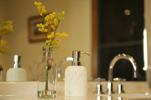 William Hunt's Retreat - Cypress Studio - Accommodation Ballina 17