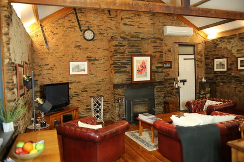 William Hunt's Retreat - Cypress Studio - Accommodation Ballina 14