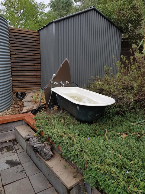 William Hunt's Retreat - Cypress Studio - Accommodation Ballina 5