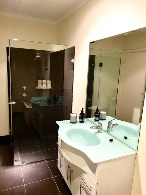 Luxurious 3 Bedroom Beachfront - Panoramic Views - Accommodation Ballina 10