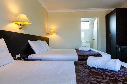 Abcot Inn - Accommodation Ballina 11