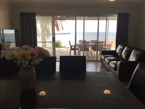 Beachside & Jetty View Apartment 6 - Captain\'s Apt - Accommodation Ballina 31