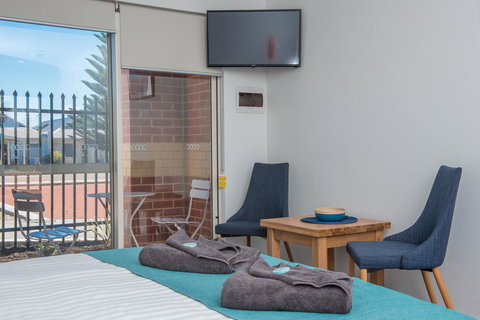 Jurien Bay Motel Apartments - Accommodation Ballina 8