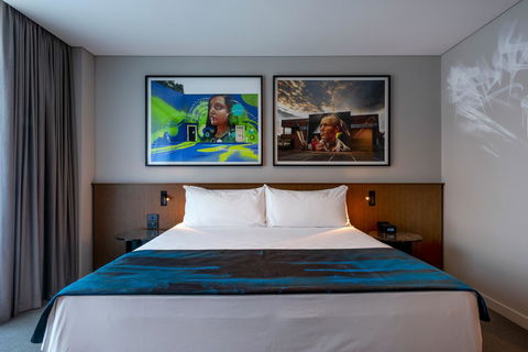 The Adnate Perth - Art Series - Accommodation Ballina 13