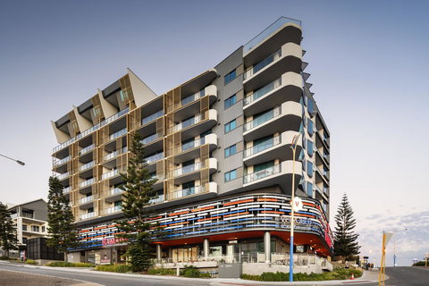 Ramada By Wyndham VetroBlu Scarborough Beach - Accommodation Ballina 3