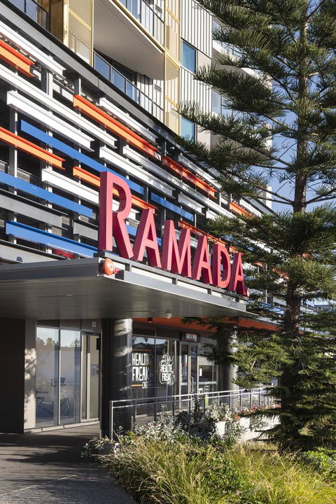 Ramada By Wyndham VetroBlu Scarborough Beach - Accommodation Ballina 4