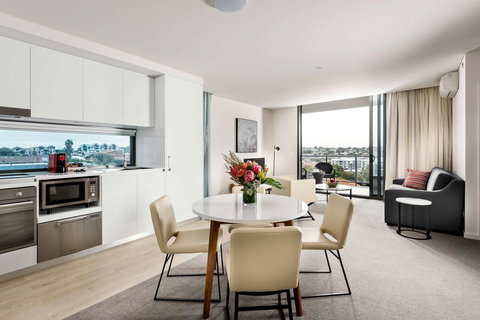 Ramada By Wyndham VetroBlu Scarborough Beach - Accommodation Ballina 42