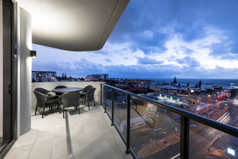 Ramada By Wyndham VetroBlu Scarborough Beach - Accommodation Ballina 27