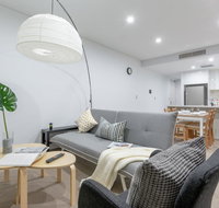 Inner City Stylish apt Walk to Green Square - Accommodation Ballina