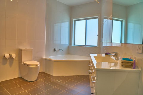 Hunter Oasis - Accommodation Ballina 27