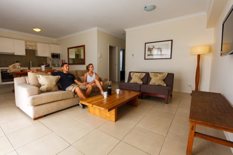 Byron Bay Hotel And Apartments - Accommodation Ballina 1