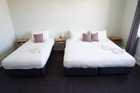 Rosehill Hotel - Accommodation Ballina 2