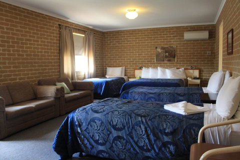 Grand Manor Motor Inn - Accommodation Ballina 1