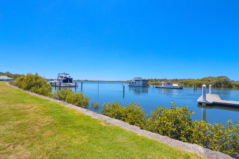 Boathouse Resort (Water Front) - Accommodation Ballina 7