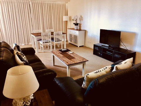 Boathouse Resort (Water Front) - Accommodation Ballina 5