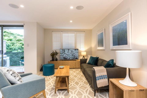 Nobbs Â· Executive 2 Storey Sydney Apartment With Pool - Accommodation Ballina 0