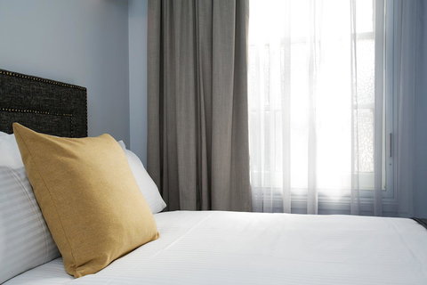 The Lucky Hotel - Accommodation Ballina 33
