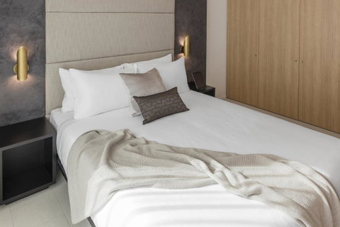 SKYE Suites Sydney - Accommodation Ballina 15
