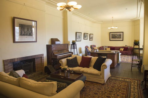 Hillview Heritage Hotel - Accommodation Ballina 9