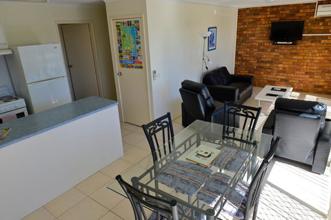 Beach House Holiday Apartments - Accommodation Ballina 10