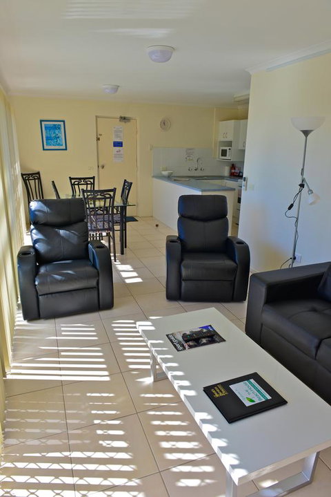 Beach House Holiday Apartments - Accommodation Ballina 7