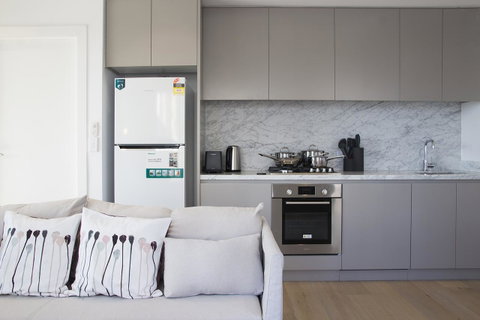 Cozy Apartment With Harbour Bridge View In Bondi - Accommodation Ballina 2