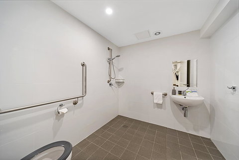 Carlton Suites - Accommodation Ballina 5