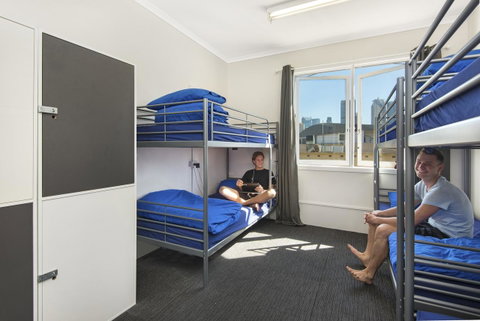 Mad Monkey Downtown - Accommodation Ballina 1