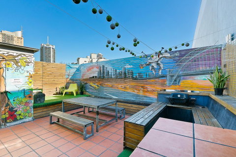 Mad Monkey Downtown - Accommodation Ballina 6