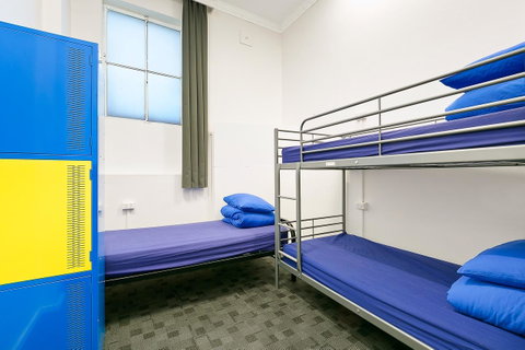 Mad Monkey Downtown - Accommodation Ballina 9