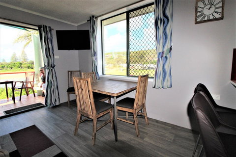 Beachfront 3, 25 Willow Street - Accommodation Ballina 3