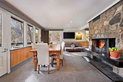 Pure Chalet Thredbo - Accommodation Ballina 14