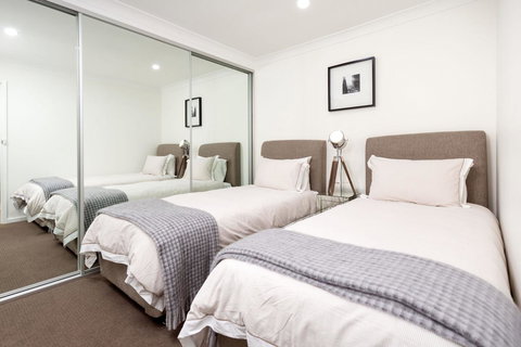 Sleeping In Style - Central & Sophisticated - Accommodation Ballina 7