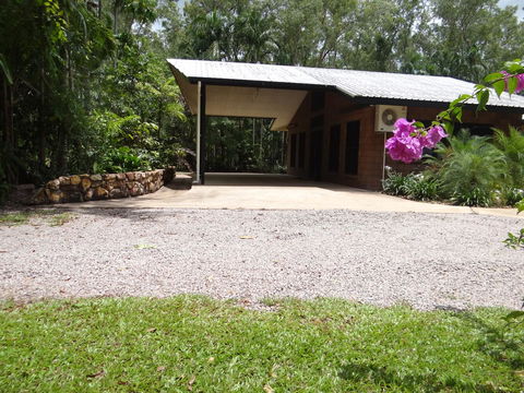DARWIN'S SHADY ACRES RETREAT - Accommodation Ballina 2