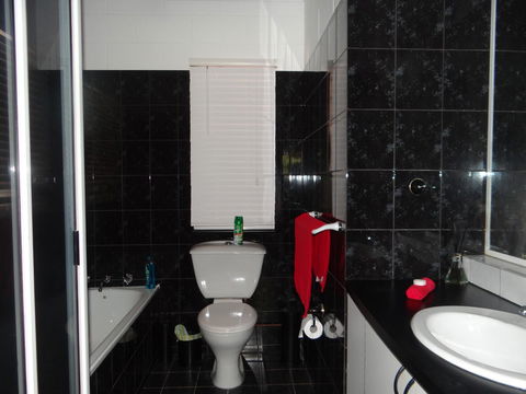 DARWIN'S SHADY ACRES RETREAT - Accommodation Ballina 33