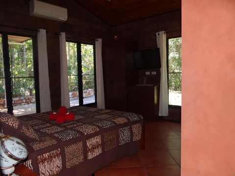 DARWIN'S SHADY ACRES RETREAT - Accommodation Ballina 38