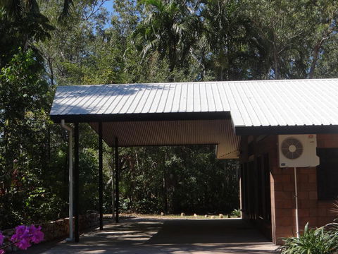 DARWIN'S SHADY ACRES RETREAT - Accommodation Ballina 3